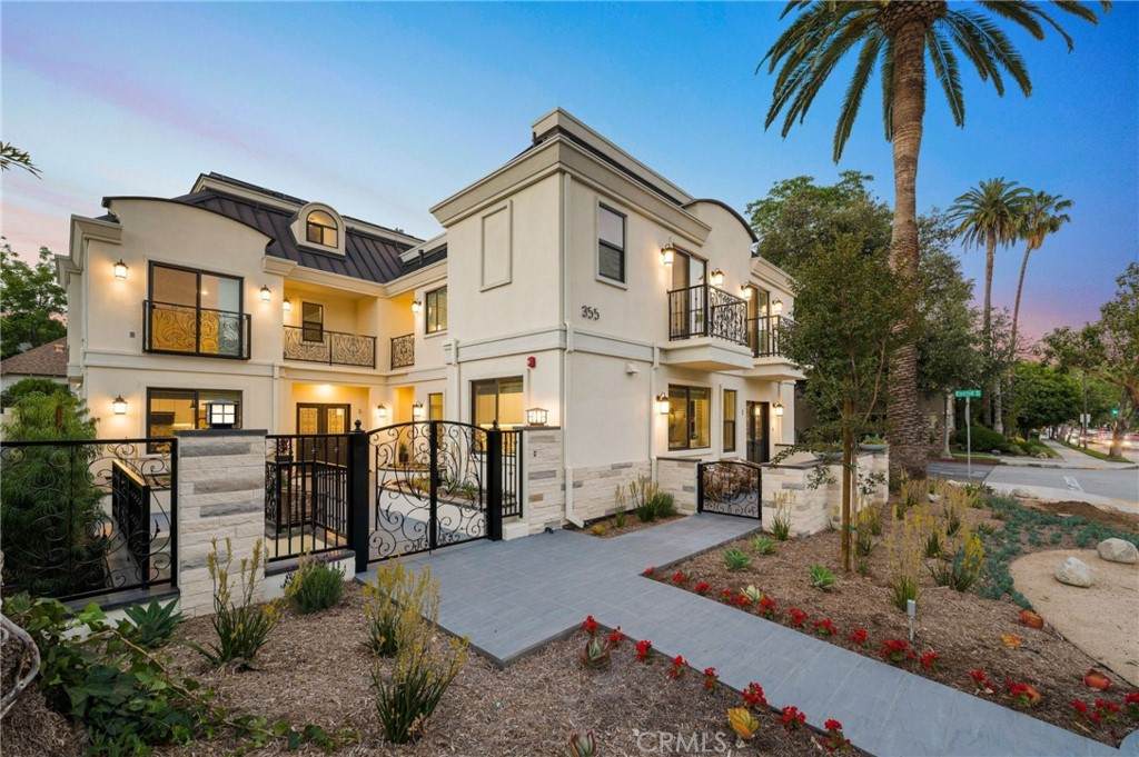 355 California Boulevard - Photo 1