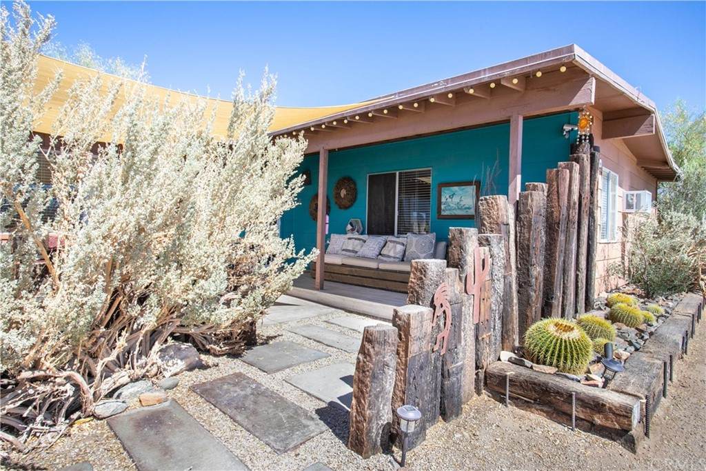 80277 Wikieup Road - Photo 1