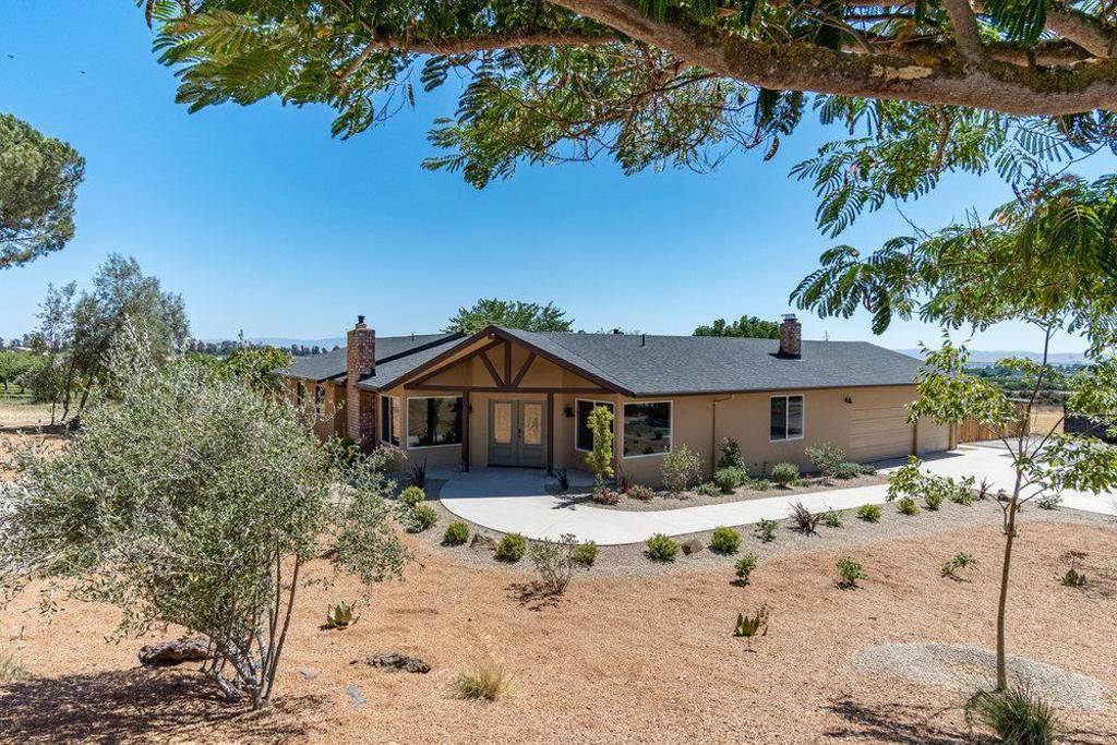 592 Foothill Road - Photo 1
