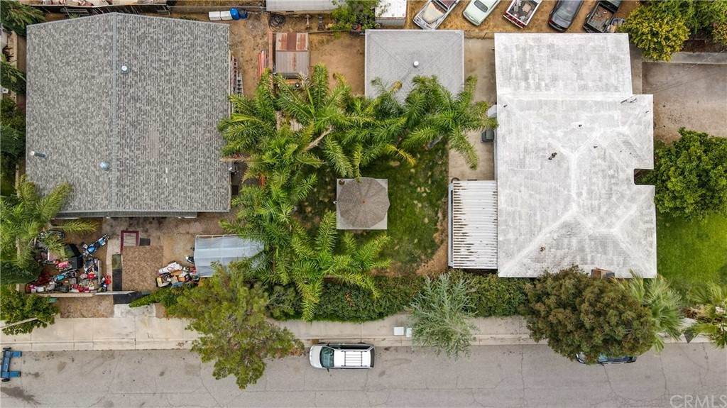 979 2nd Street - Photo 1