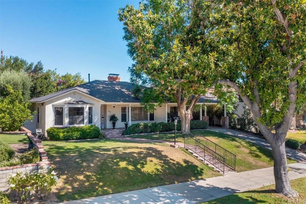 510 Amherst Drive - Photo 1
