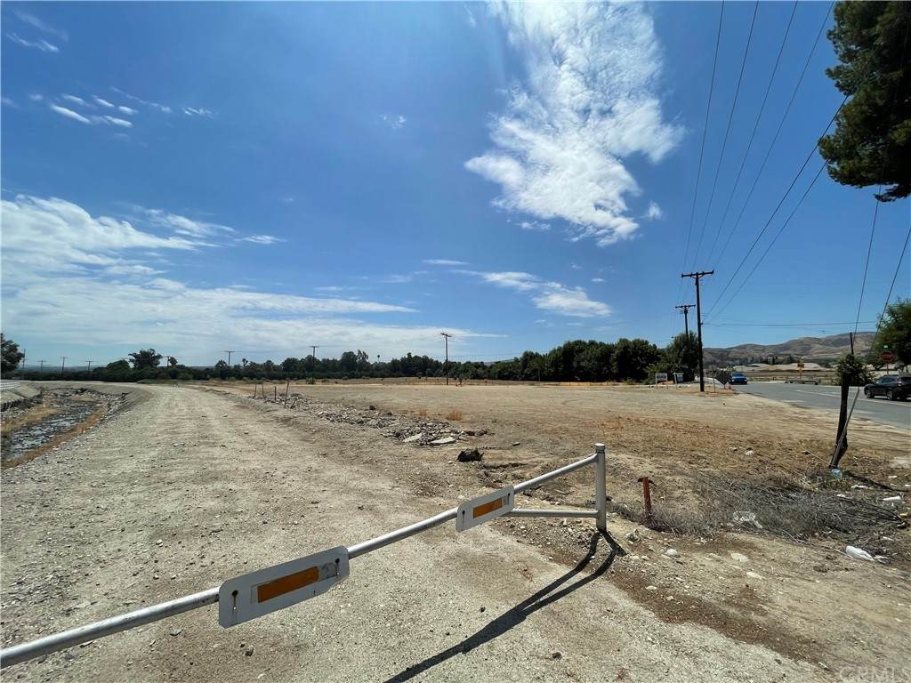 10885 New Jersey Street - Photo 1