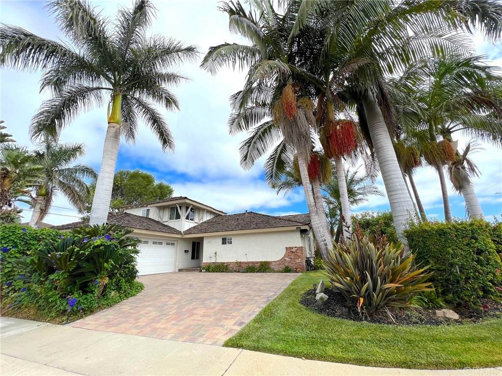 16821 Montclair Lane - Photo 1