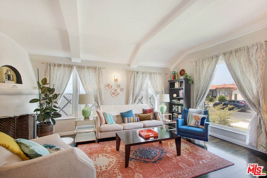 1222 80TH Street - Photo 1