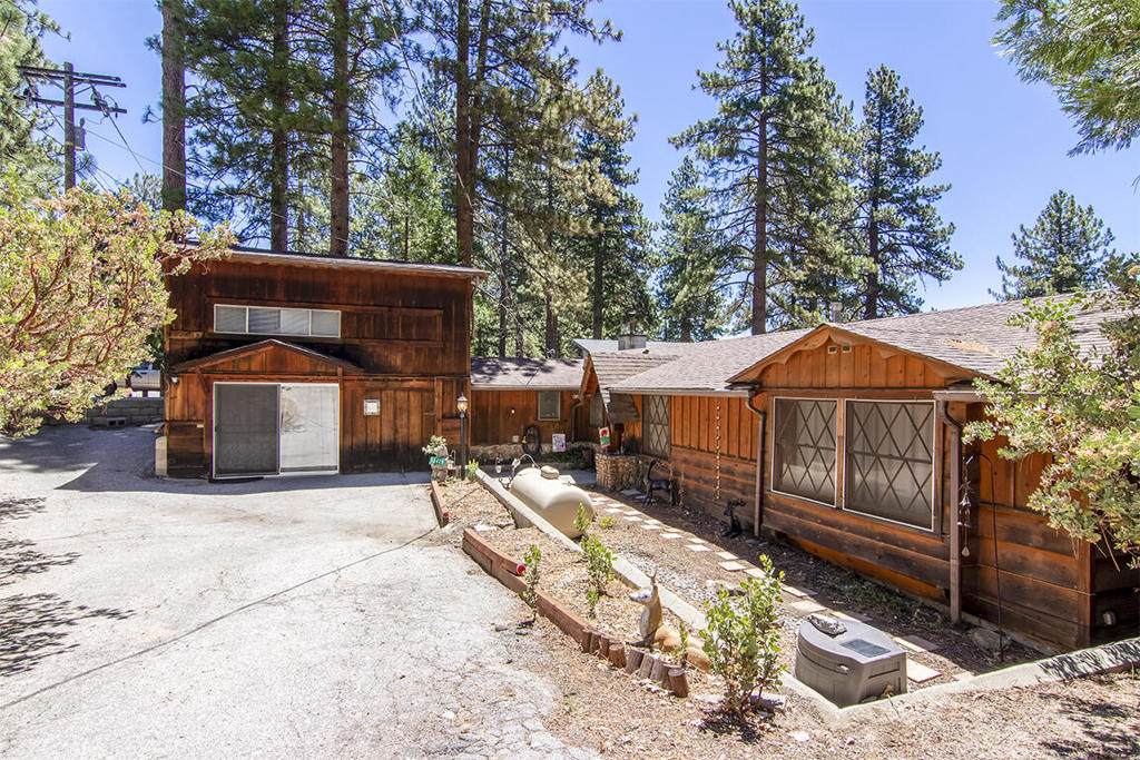 53425 Sherman Drive - Photo 1