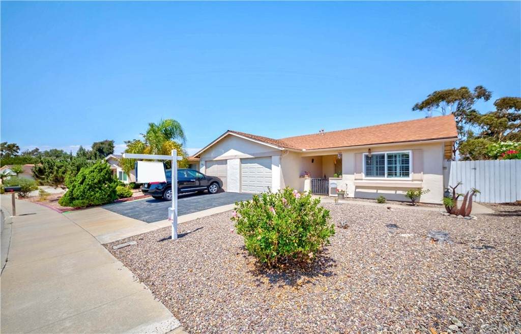 384 San Dimas Avenue - Photo 1