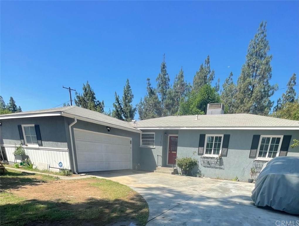 3562 Artesian Street - Photo 1