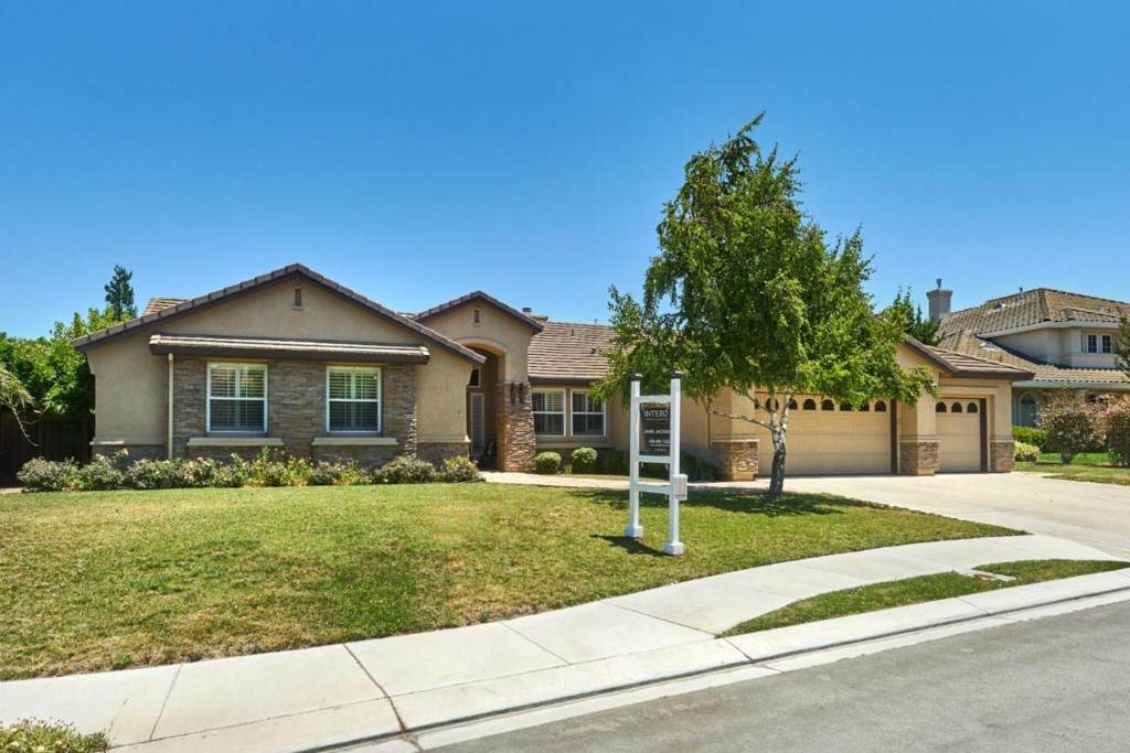 941 Stone Bridge Trail - Photo 1