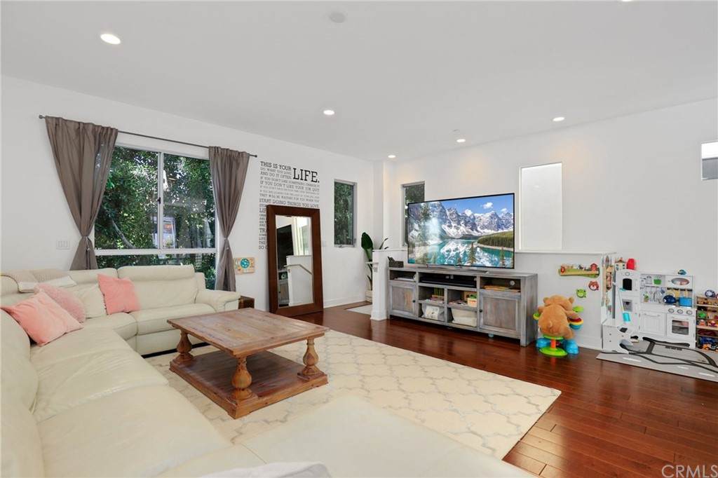 5907 Saturn Street - Photo 1