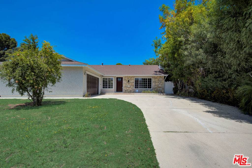 18759 Stare Street - Photo 1
