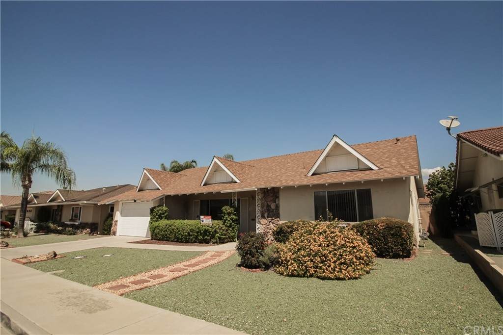 1180 Montrose Avenue - Photo 1