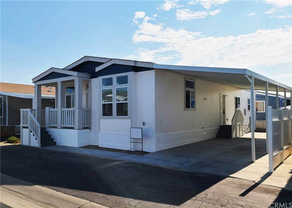 9080 Bloomfield Avenue - Photo 1