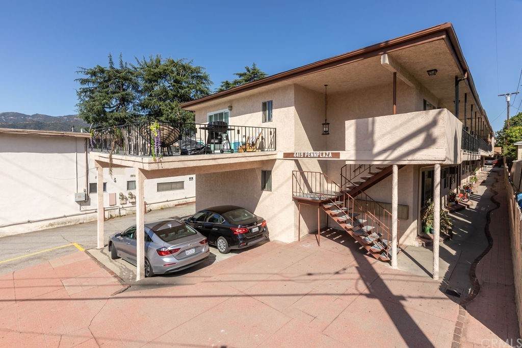 4419 Pennsylvania Avenue - Photo 1