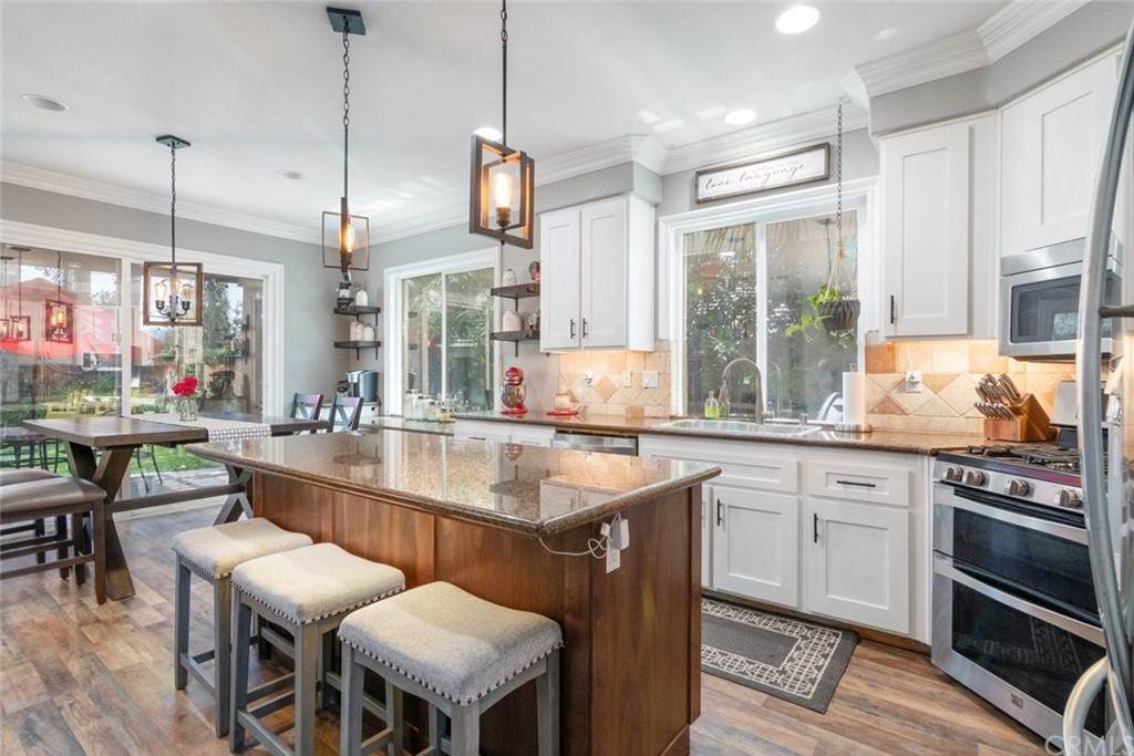 44070 Festivo Street - Photo 1