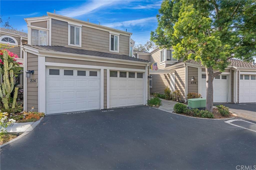 225 Santa Rosa Court - Photo 1