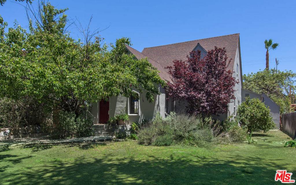 333 16TH Street - Photo 1