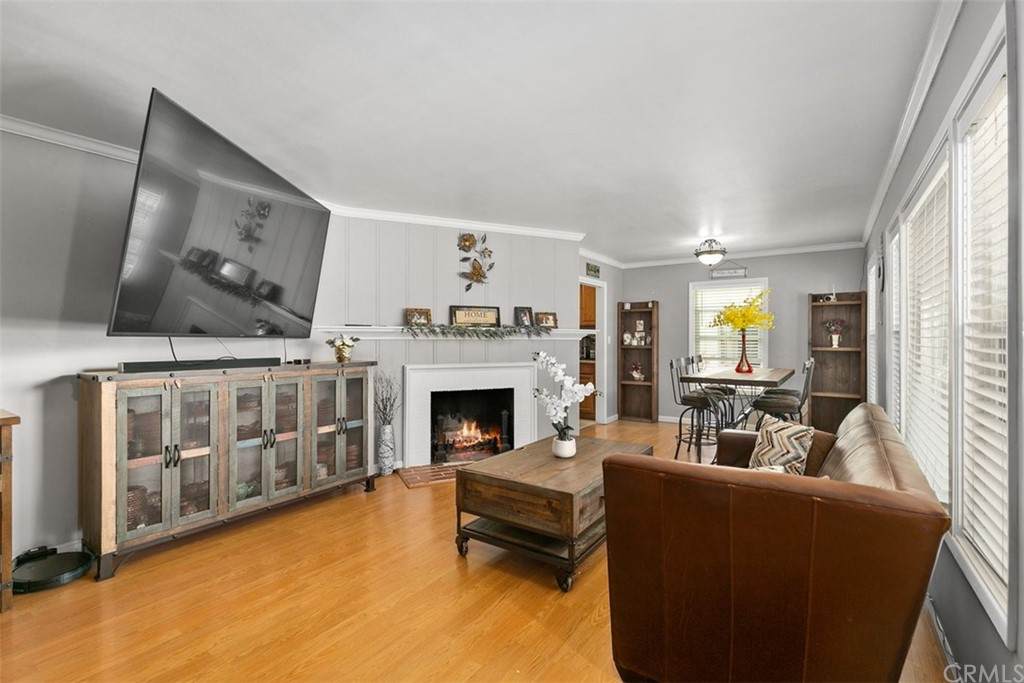 806 Park Lane - Photo 1
