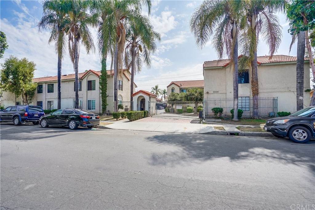 15338 Gundry Avenue - Photo 1