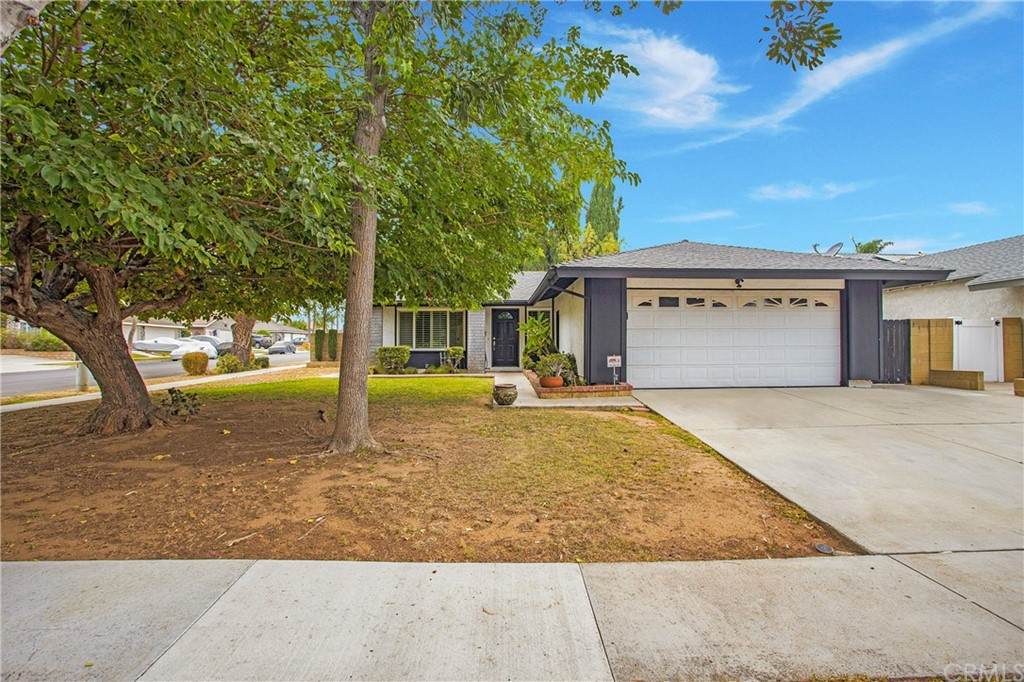 5441 Saratoga - Photo 1
