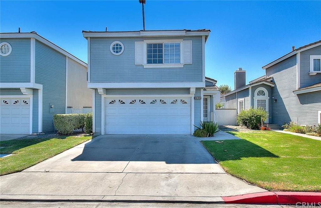 12852 Hampshire Place - Photo 1