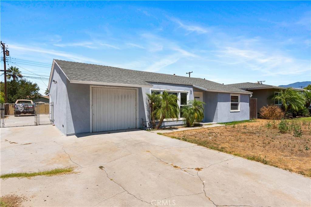 517 Chalburn Avenue - Photo 1