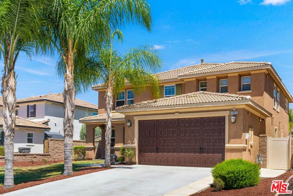 37422 Sierra Grove Drive - Photo 1