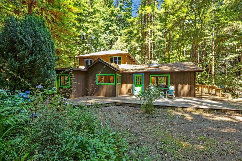 210 Dearborn Park Road - Photo 1