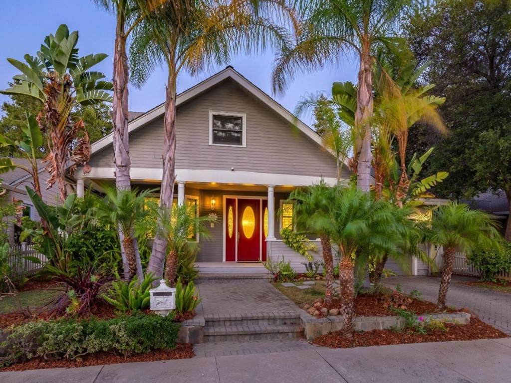 478 Wraight Avenue - Photo 1