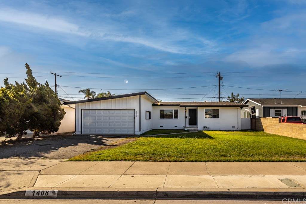 1408 Elm Street - Photo 1