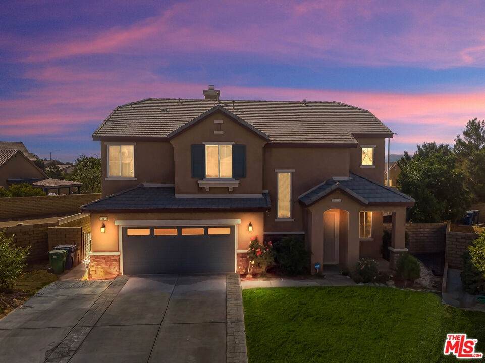 44814 Ruthron Street - Photo 1