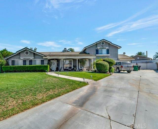 2420 Crazy Horse Lane - Photo 1