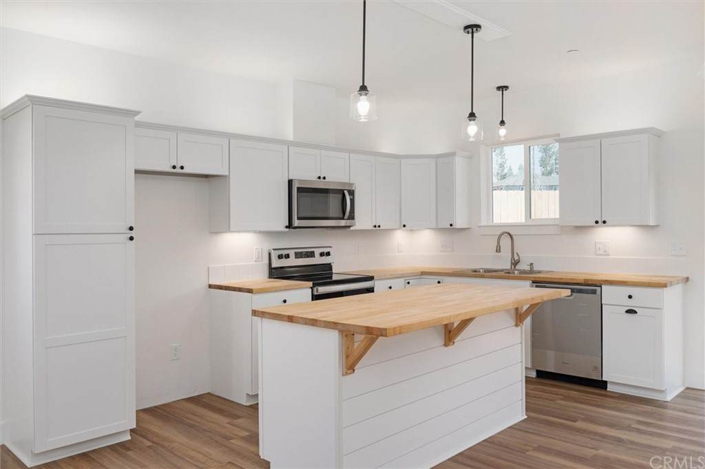 6120 Marlow Lane - Photo 1