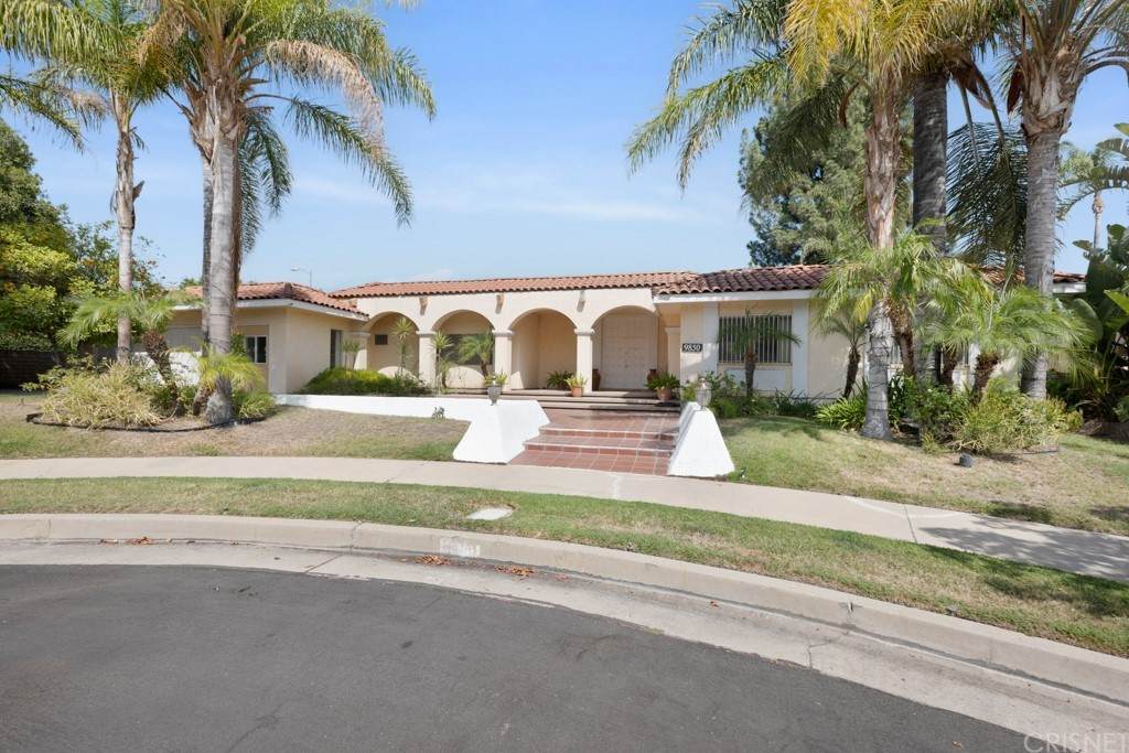 9850 Melvin Avenue - Photo 1