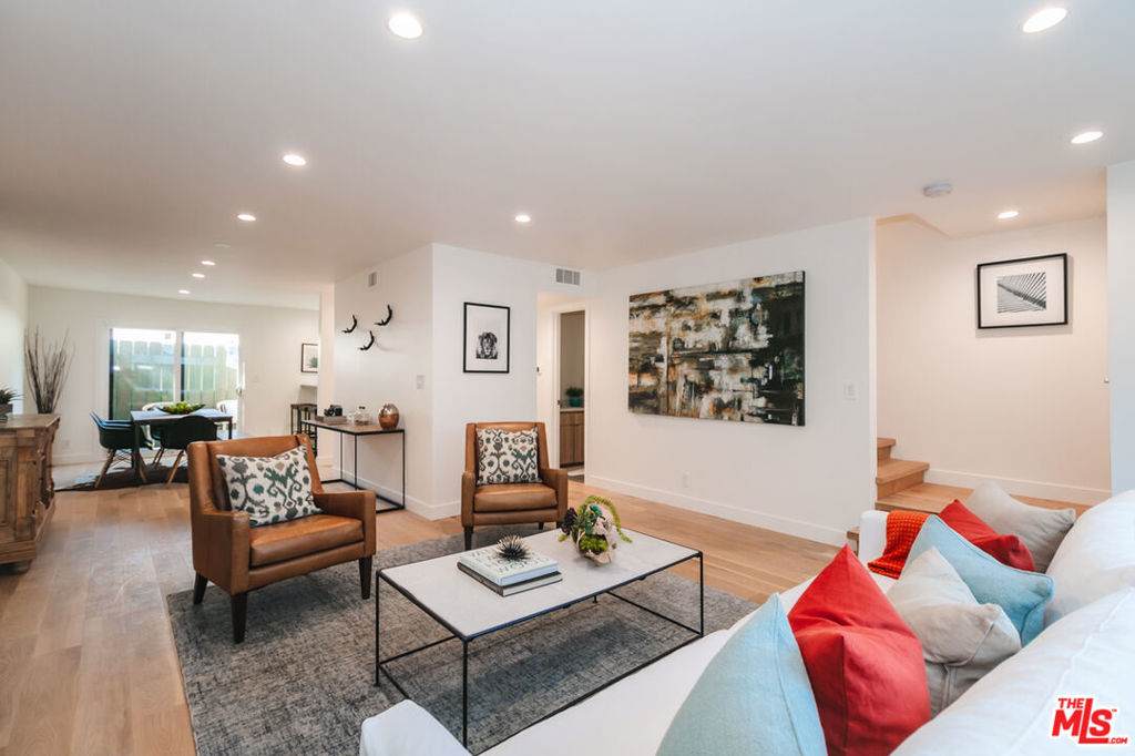 1413 Ocean Park Boulevard - Photo 1