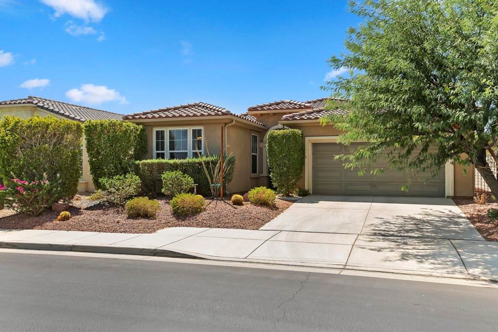 1527 Four Seasons Boulevard - Photo 1