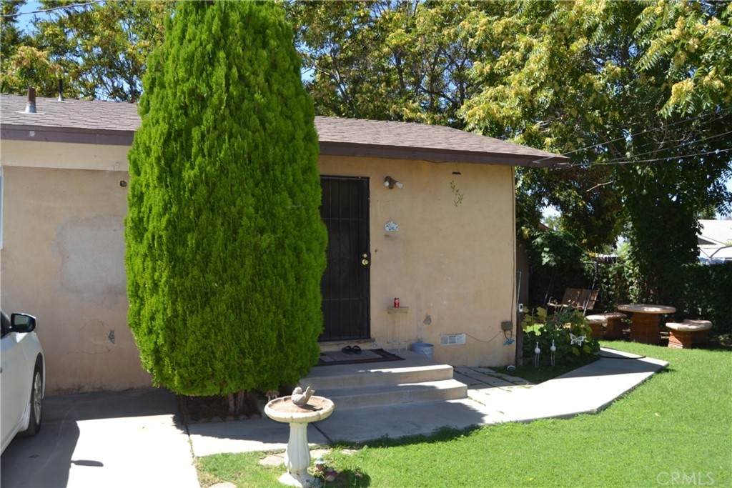 910 Magnolia Avenue - Photo 1