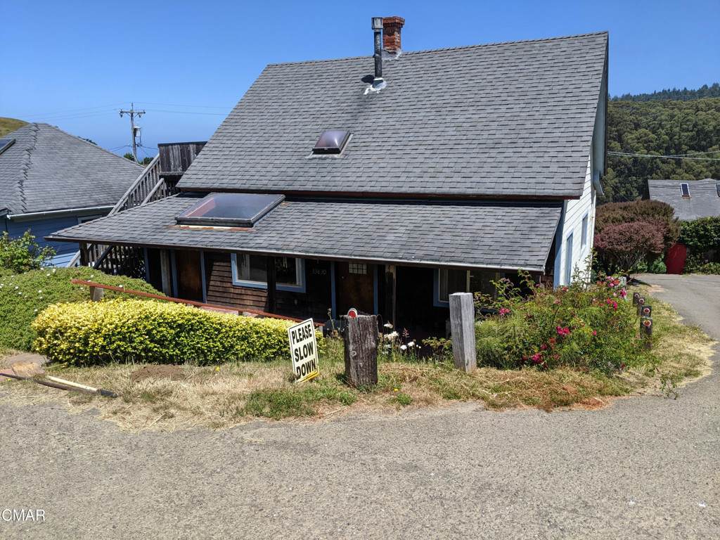 33830 Albion Street - Photo 1