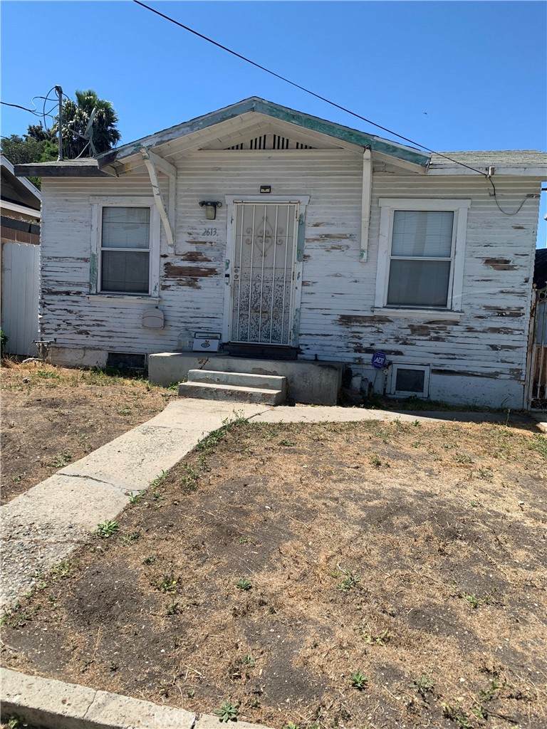 2613 Cabrillo Avenue - Photo 1