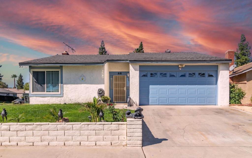 6875 Crest Avenue - Photo 1