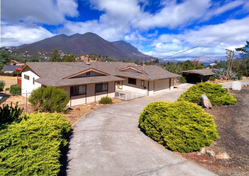 10660 Sunset Ridge Drive - Photo 1