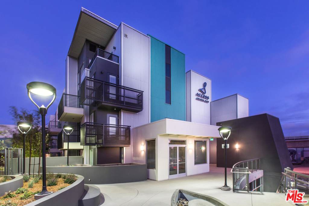 8770 Washington Boulevard - Photo 1