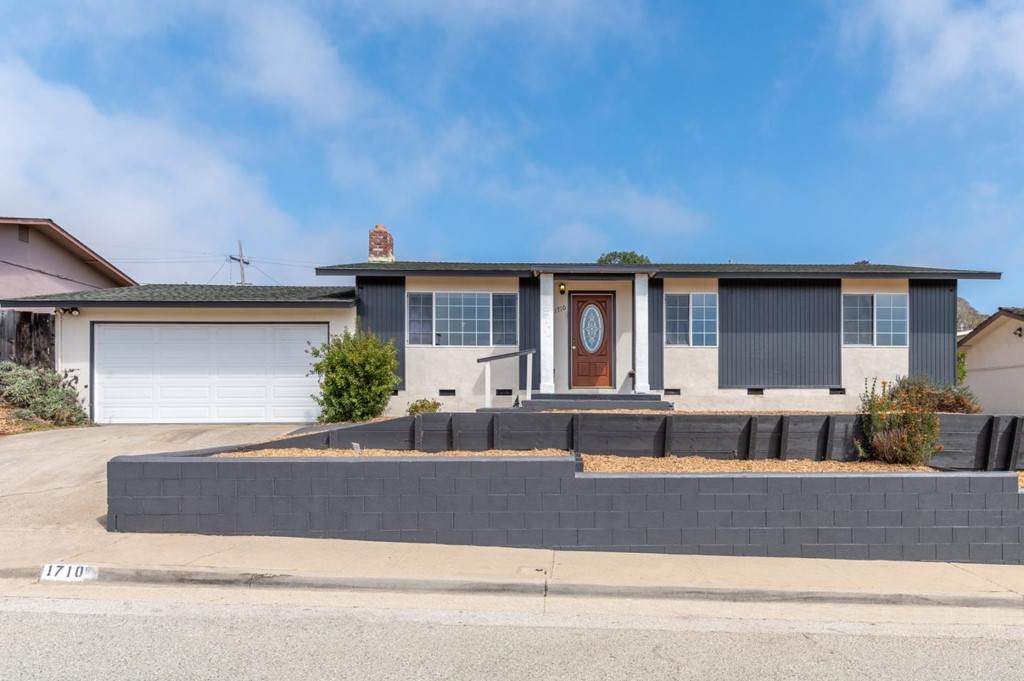 1710 Mescal Street - Photo 1