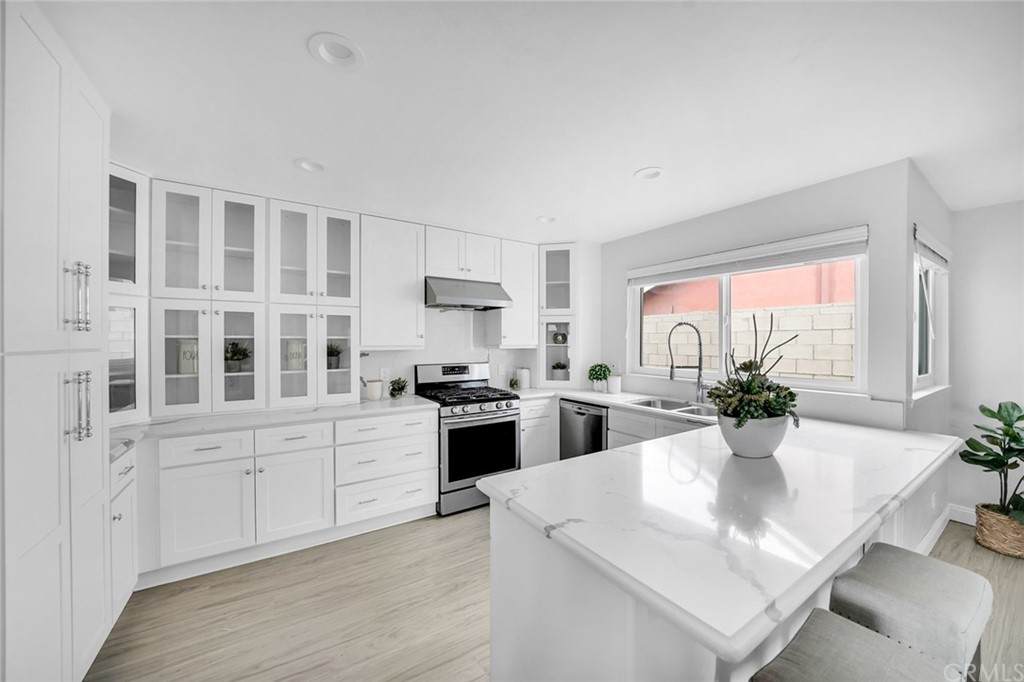 19541 Brookline Circle - Photo 1