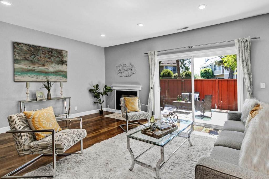 878 Carina Lane - Photo 1
