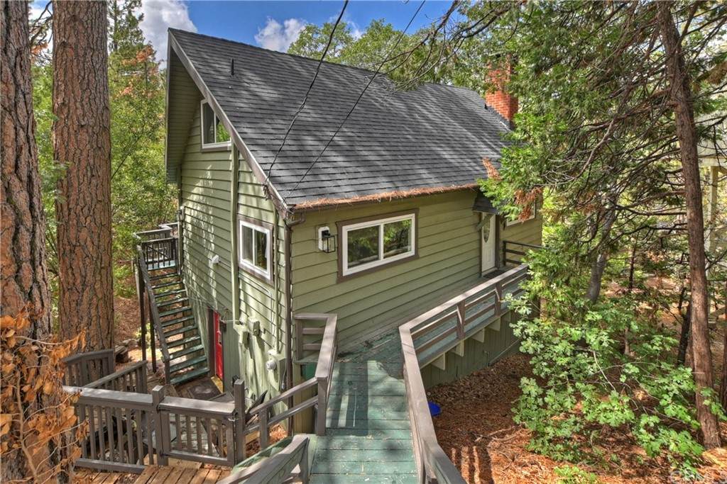 27044 Tunnel Drive - Photo 1