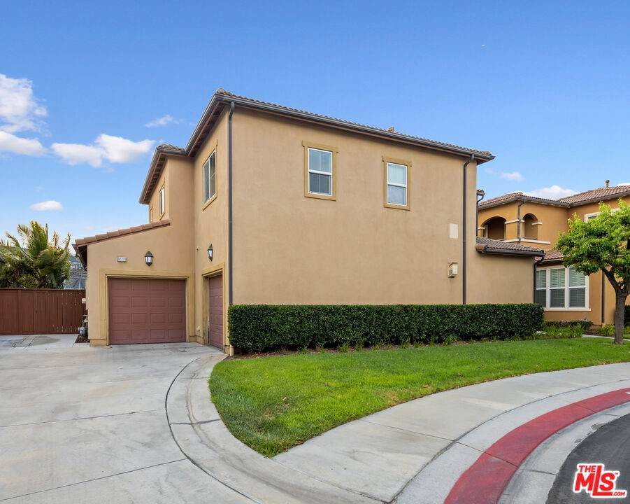 9119 Cullen Way - Photo 1