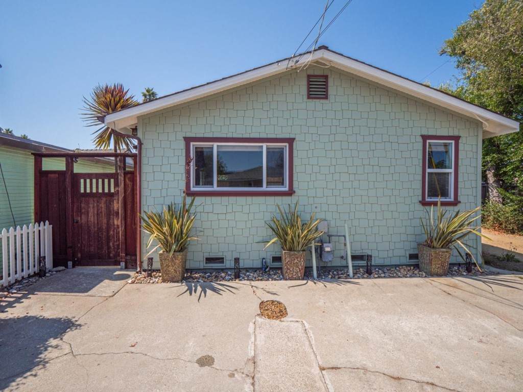 551 37th Avenue - Photo 1