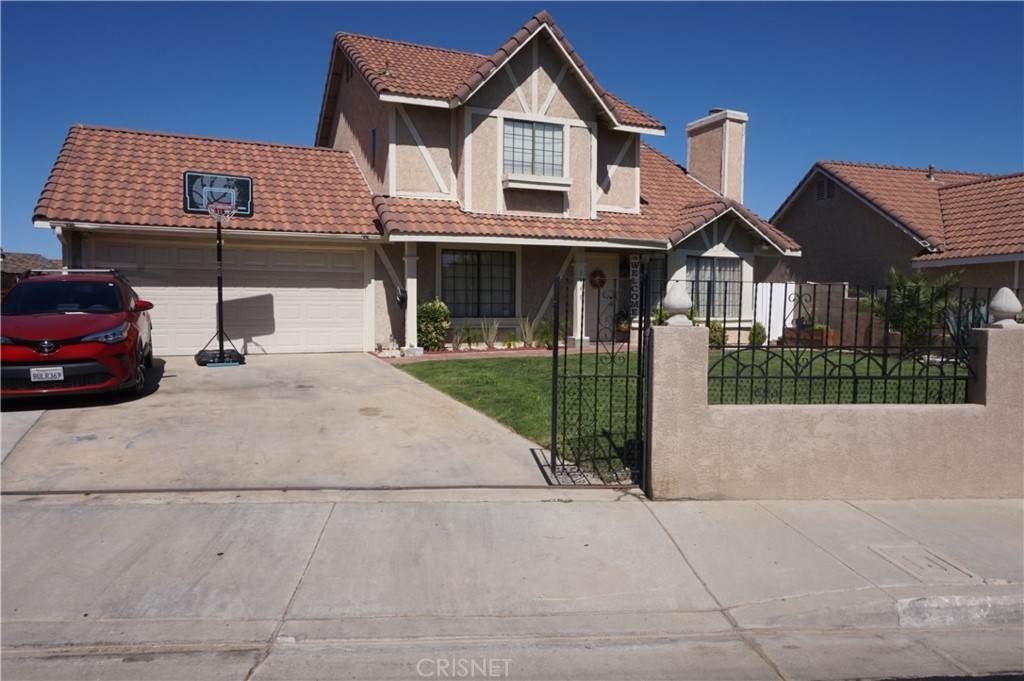 1749 Simsburry Street - Photo 1
