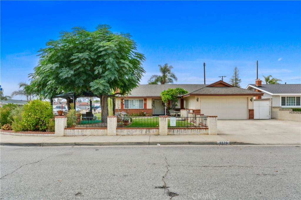 9570 Del Mar Avenue - Photo 1