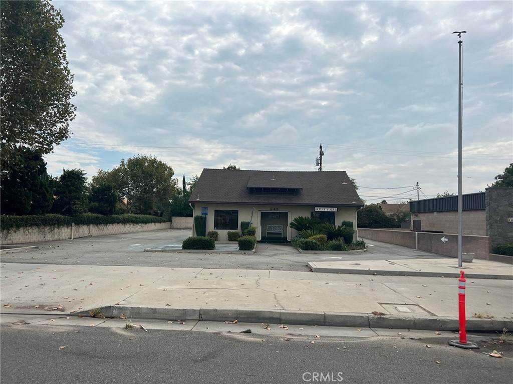 345 Riverside Avenue - Photo 1